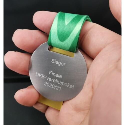 The 2020/21 Season DFB-Pokal Champions Medal The Borussia Dortmund Champions Medal Gold Metal Medal Replica Fans Collections