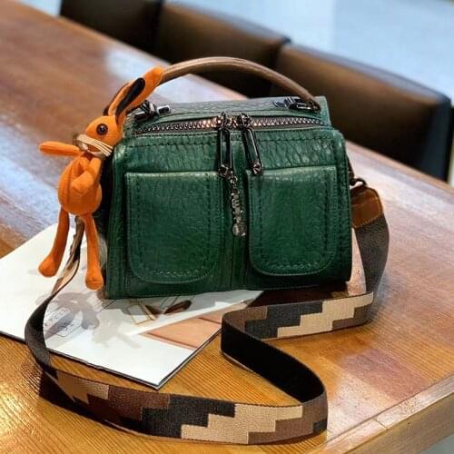 Split Leather Female Bag 2021 Womens Brand Bolso Mujer Cute Bunny Pendent Wide Strap Luxury Designer Handbag Tote