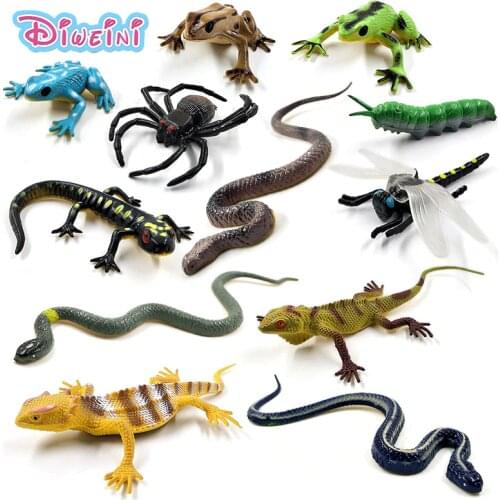 12pcs Simulation Frog Dragonfly spider insect snake lizard Reptile animal model Lifelike action figure home decor Gift For Kids