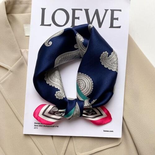 100% Silk Scarf Women Fashion Small Bandana Stylish Printed Neck Hairband Headscarf Girls Gift Bandana 53*53cm