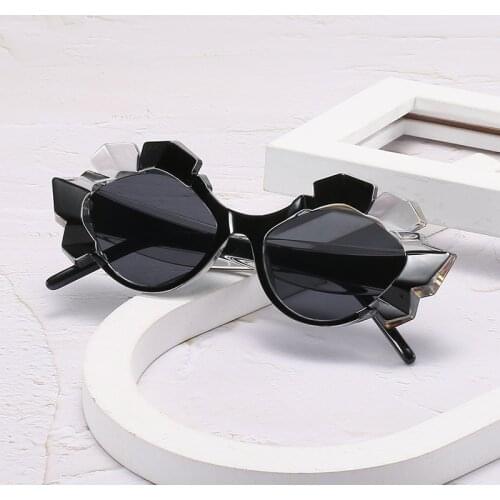 2021 New Style Retro Cat Eye Colorful Lens Polygon Rhombus Frame Vintage Sunglass For Women Female UV400