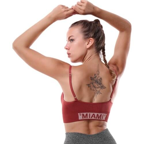 Womens Medium Support Cross Back Wirefree Removable Cups Sport Bra Tops Freedom Seamless Yoga Running Sports Bras