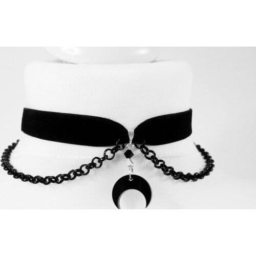 Goth Black Velvet Chain Crescent Moon Choker Witch Gothic Necklace Pendant Punk Halloween Jewelry Gorgeous Women Gift Fashion