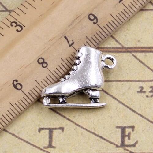 8pcs Charms Roller Skates Ski Boots 21x18x6mm Tibetan Bronze Silver Color Pendants Antique Jewelry Making DIY Craft For Necklace