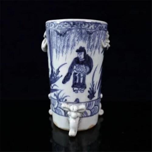 Jingdezhen Porcelain Round Pen Container Blue And White Porcelain Figure Sika Deer Painting Three-foot Double Ears Pen Container