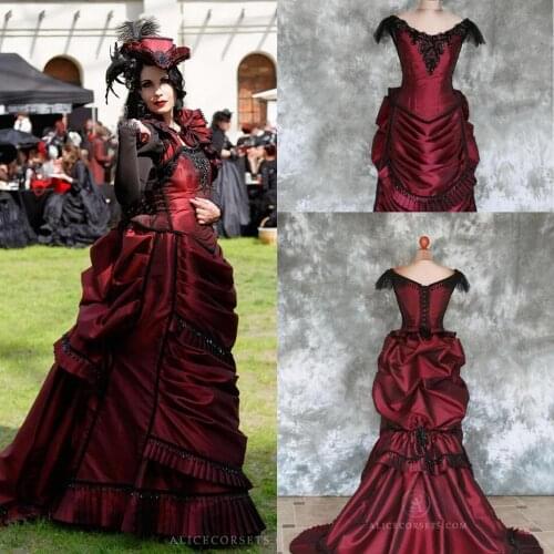 Burgundy Goth Victorian Bustle wedding Gown 2021 Vintage Beaded Lace-up Back Corset Top Gothic Outdoor Bride Wedding Gown