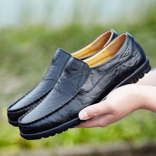 DM69 Men Casual Shoes Luxury Brand Genuine Leather Loafers Men Moccasins Breathable Slip on Italian Boat Shoes Plus Size 38-47