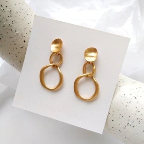 Simple Elegant Hollowed out Metal Round Slice No Pierced Hole Clip Earrings Without Piercing For Women Ears Clip on Earrings