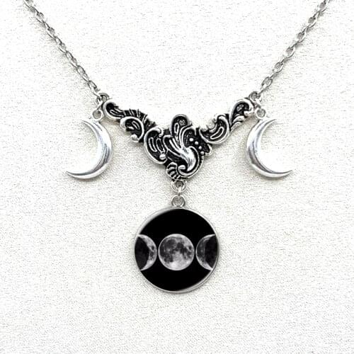 2019/Triple Moon Goddess Pendant Witchcraft Men and Women Moon Necklace Round Crystal Moon Necklace Handmade Jewelry Gift