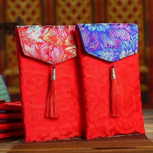 10.5*18cm Chinese Red 2pcs/lot Tassel Embroidery Floral Wave Decorate Traditional Wedding/New Year Red Envelope/Money Pockets
