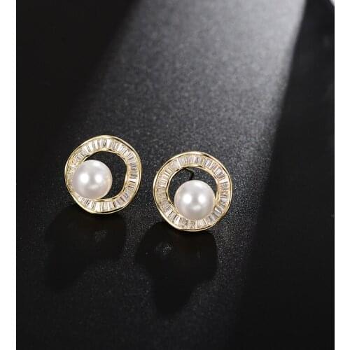 Dorado New Trendy Vintage Geometric Simulated Pearl Stud Earrings For Women Men Gold Color Simple Earrings Female Jewelry Gift