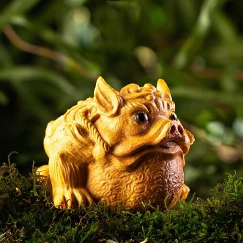 6CM Gold Toads Small Figurines Chinese Feng Shui Solid Wood Carving Mini Animal Home Decor Arts and Crafts