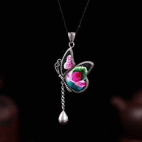 Free shipping Miao Silver Pendant Butterfly bottom embroidered bird pendant accessories luck art tassel daycare old stitch