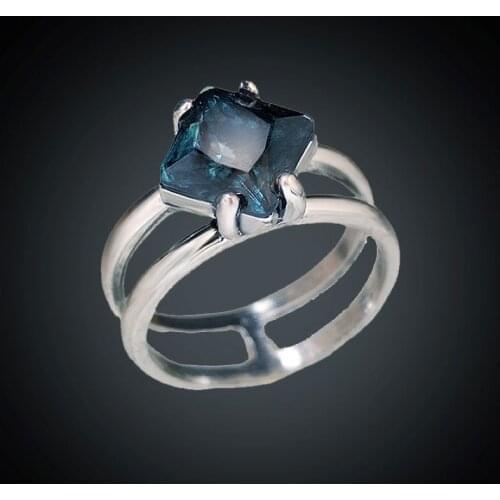 2021 New Trend Women Men Ring Vintage Blue Zircon Ring New Fashion Silver Color Jewelry Anniversary Gift To Friend Drop Shipping