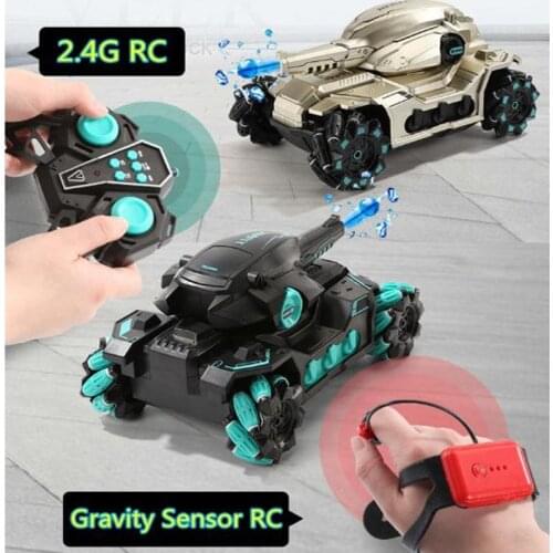2.4G RC Water Spray Tank Car Simulation Lanuch Water Bomb Gravity Sensor Watch Control Tank Car RC Stunt Tank Vehical Gifts Toys