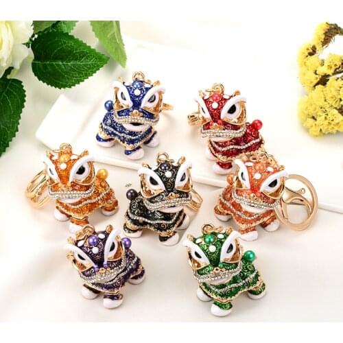 Chinese Traditional Festival Rotated Dance Lion Keychain Men Car Crystal Keyring Ethnic Lucky Mascot Key Holder Women Bag Decor