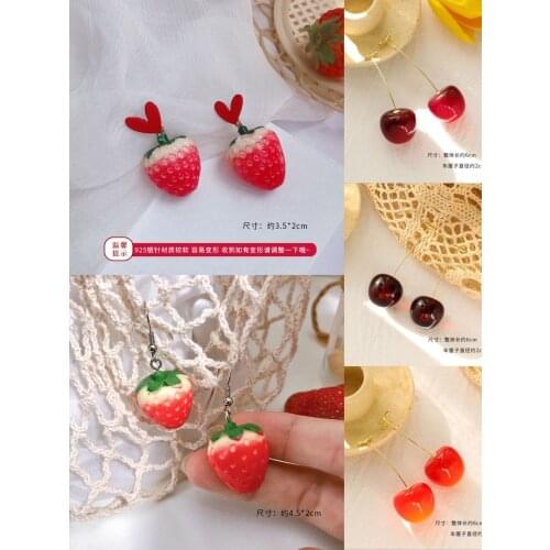 Cute Spring Strawberry Resin Drop Earrings for Women Sweet Wild Fruit Pendant Earrings Female Girl Creative Gifts Jewelry