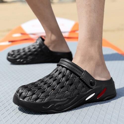 Cross-border plus size sandals spring 2021 new mens outdoor beach casual shoes fashion trend hole shoes mens shoes