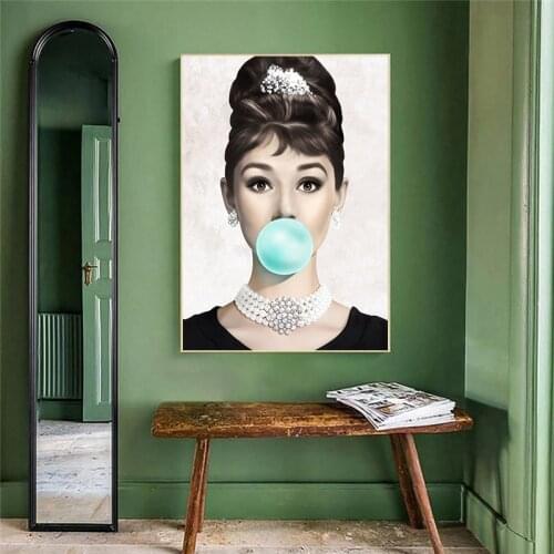 Marilyn Monroe Famous Star Posters Audrey Hepburn Bubble Gum Wall Art Poster Canvas Print Wall Pictures for Girl Room Decor