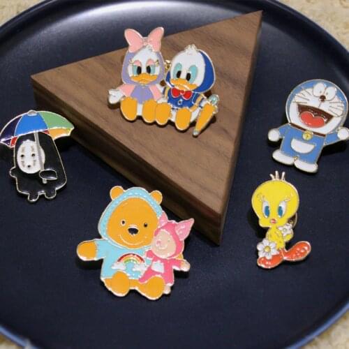 1pcs Cartoons classic Bear Cat Cute duck Brooch metal Enamel Brooches For Women Animal Jewelry Winter Design Gifts for girls
