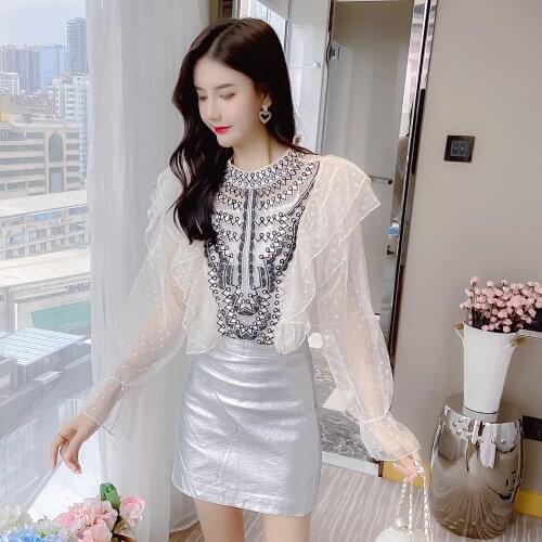 Vintage Flare Sleeve Mesh Ruffle O-Neck Embroidery Lace Folds Patchwork Elegant Femme Blusas Korean Lace Women Blouse Chic Tops