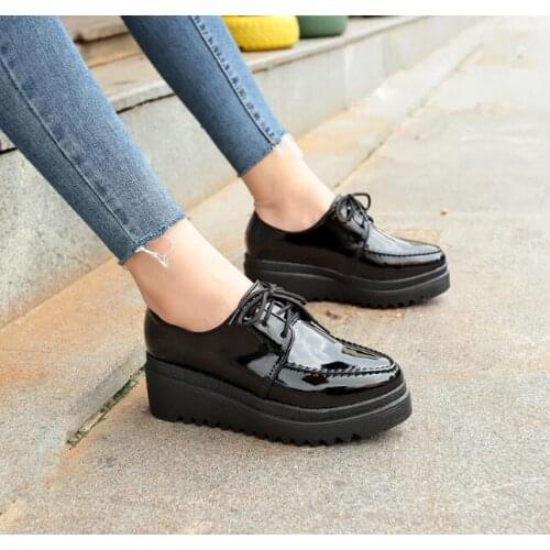 Fashion classic Women flats shoes Bowtie Platform Autumn Lace-up retro Shoes Ladies Flat Oxfords Patent Leather Slip On Women Comfort