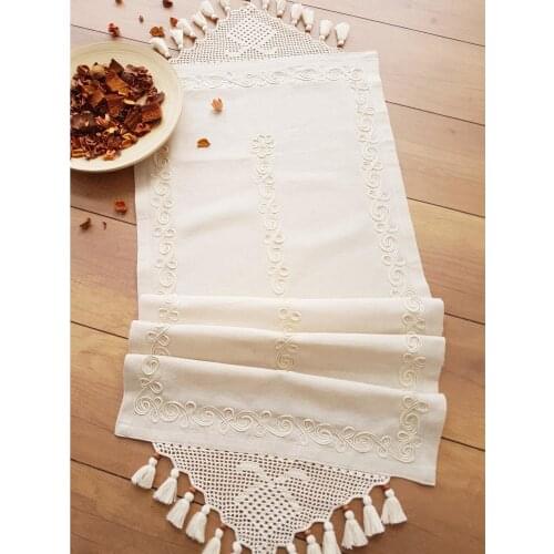 Hand Lace and Collar Linen Runner Natural 50 x 150 cm Feather Fabric Washable Soft Pattern Runner Table Cloth