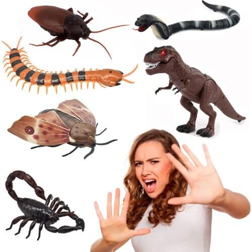 Novelty Funny Infrared Electric RC Scorpion Prank Simulation Insect Remote Control Scorpion Model Toy Dinosaur Penguin Gag Gift