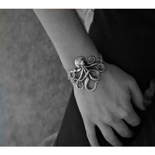 Shakaa Chain Bracelets