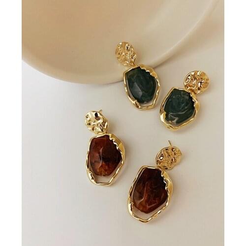 GSOLD New Trendy Irregular Metal Texture Design Resin Earring Vintage Hollow Alloy Acrylic Drop Earring Women Party Jewelry