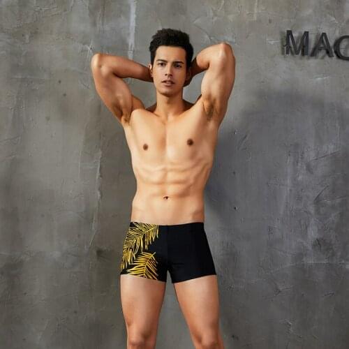 2019 new sexy leaf print swimwear men beach shorts board swimming trunk boxer men swimsuits sunga black white green man swimwear