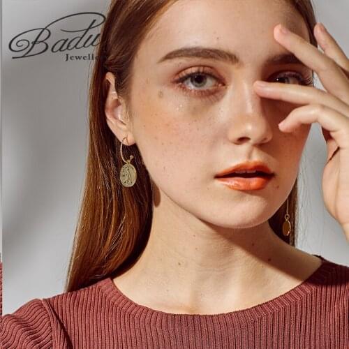 Badu 2021 Vintage Round Asymmetry Coin Dangle Earrings for Women Long Tassel Metal Chain Unusual Earrings Female Jewelry