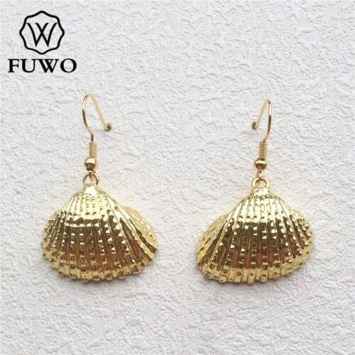 FUWO Natural Scallop Shell Earrings With 24K Gold Dipped Minimalist Design Ocean Mermaid Beach Island Gold Dangle Earring ER500