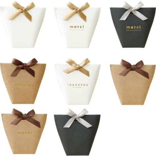 5pcs/Pack New Black White Bronzing "Merci" Candy Box French Thank You Wedding Favors Gift Box Package Birthday Party Favors Bags