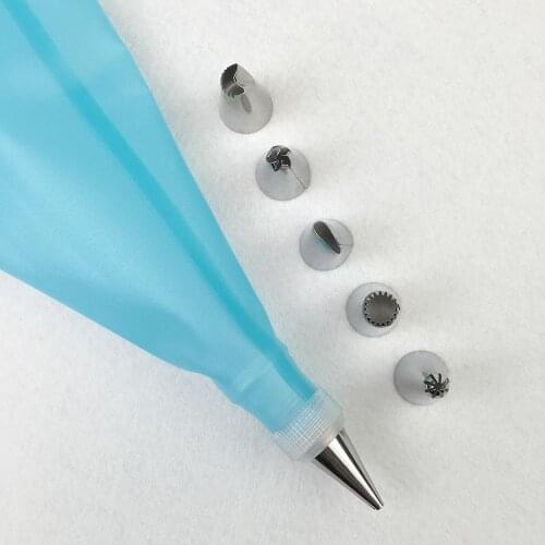 8pcs Cream Pastry Bag Cake Nozzle Silicone Kitchen Accessories Icing Piping Stainless Steel Nozzle Diy Cake Decorating Tips Set