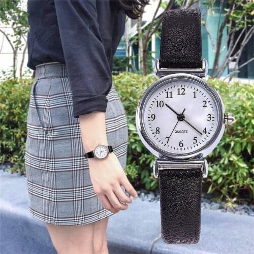 Dropshipping Women Mini Design Quartz Wristwatches Fashion Casual Ladies Leather Simple Dial Watch Relogio Feminino Hot