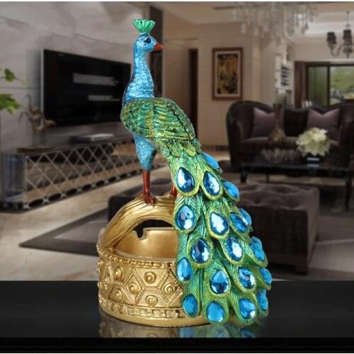 Elegant Peacock Ashtray Ornaments Resin Ashtray Practical Smoking Accessories Home Decor Personality Ash Tray Drop Shipping