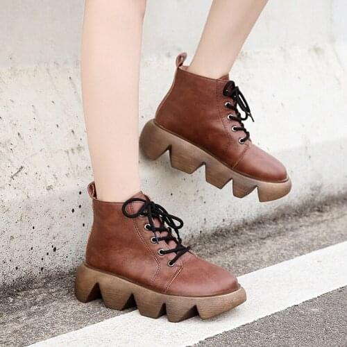 Autumn Winter Casual Flat Ankle Boots Female Short Boots Large Size Womens Casual Platform Leather Shoes Platform Martin Boots