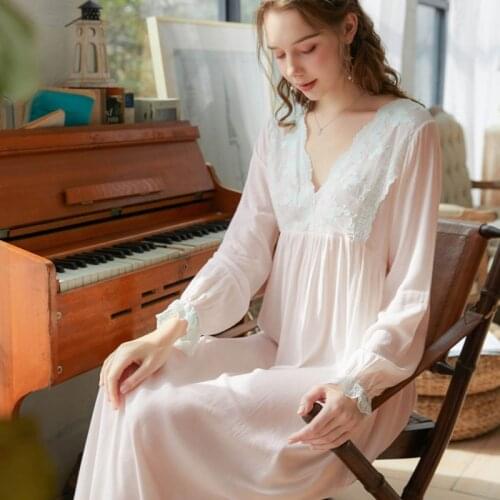 Victorian Night Dress Women Cotton Sexy White Lace Long Peignoir Shirts Princess Sleepwear Vintage Romantic Nightgowns Nightwear