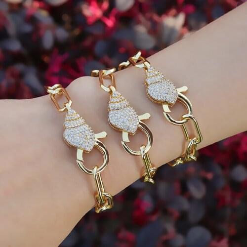 Gold Color Conch Shell Bracelet Curb Link Chian Jerwelry Cubic Zirconia Inlaid Adjustable Beach Tennis Bracelet for Women