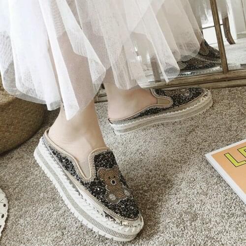 2021 New Summer Women Sweet Flip Flops Flat Heels Super Cute Casual Shoes Woman Mature Female Sneakers Style Bling Bear Slippers