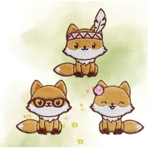 Short Plucsh Cloth Embroidered Patch Lovely Fox Fashion Cloth Sticker with Adhesive DIY Decoration for Phone Shelf Clothes Bag