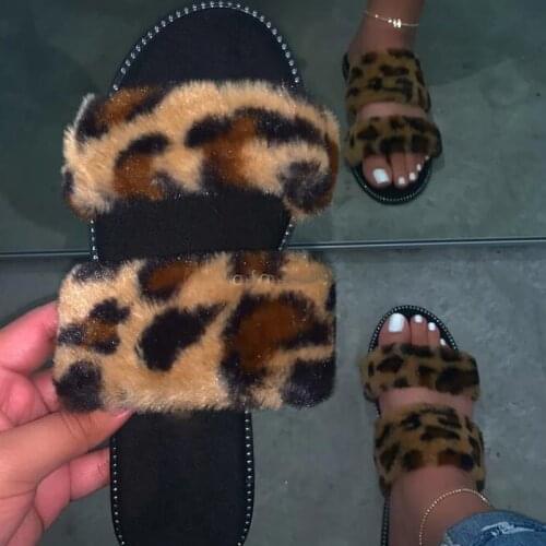 Furry slippers Women Sexy Summer Slides Comfortable Outdoor Wild Flat Fox Fur flat Sandals shoes 2020 New Dropshipping