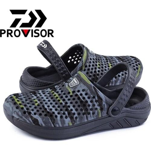 2021 DAIWA Fishing Summer Sandals Men Casual Shoes Non-slip Wear-resistant Breathable Beach Slippers Casual Hollow Fishing Shoes