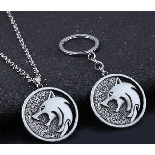 SG Hot Game Wizard Wild Hunt Wolf Necklaces Pendants Geralt Cosplay Props Wolf Head Costume Pendants Accessories Men Choker