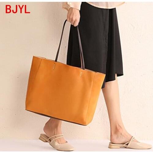 Womens Bag New 2020 Leather Hand Ladle Shoulder Bag Simple Large Capacity Handmade Female Shoudler Bag Shopping Tote Bags Soft
