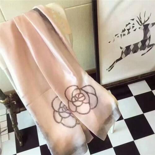 2020 Large Size Women Scarf Silk Shawls New Designer Print Lady Scarves Bufanda Beach Wraps Foulard Head Band Pink