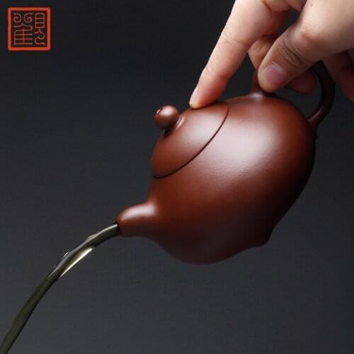 Restoring museum yixing mud are recommended by hand large capacity domestic kung fu zhu teapot milk pot of tea