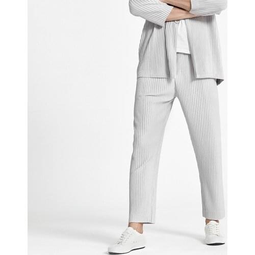 2021 summer new mens casual pants Miyak fold Fashion plus size Japanese pleated cropped trousers High flexibility