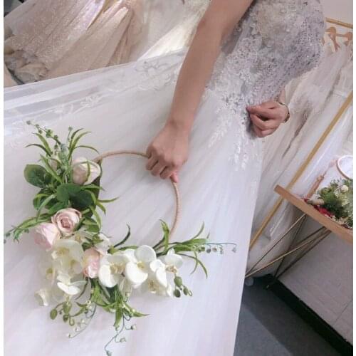 Rose Hoop Wedding Bouquet Portable Garland Bride Bridesmaid Team Flower Artificial Bridal Floral Bouquet